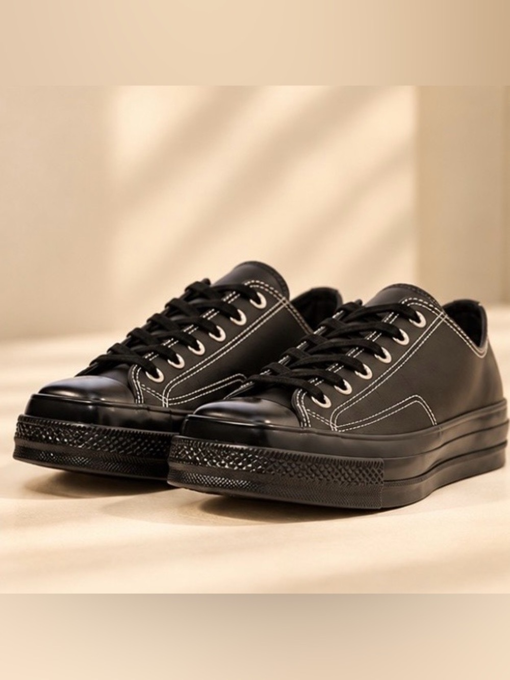 Authentic Converse All Star Squaretoe LE OX Black Leather Sneakers